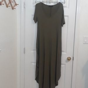 CLOSET SALE! Miracle Berry Dress with Pockets